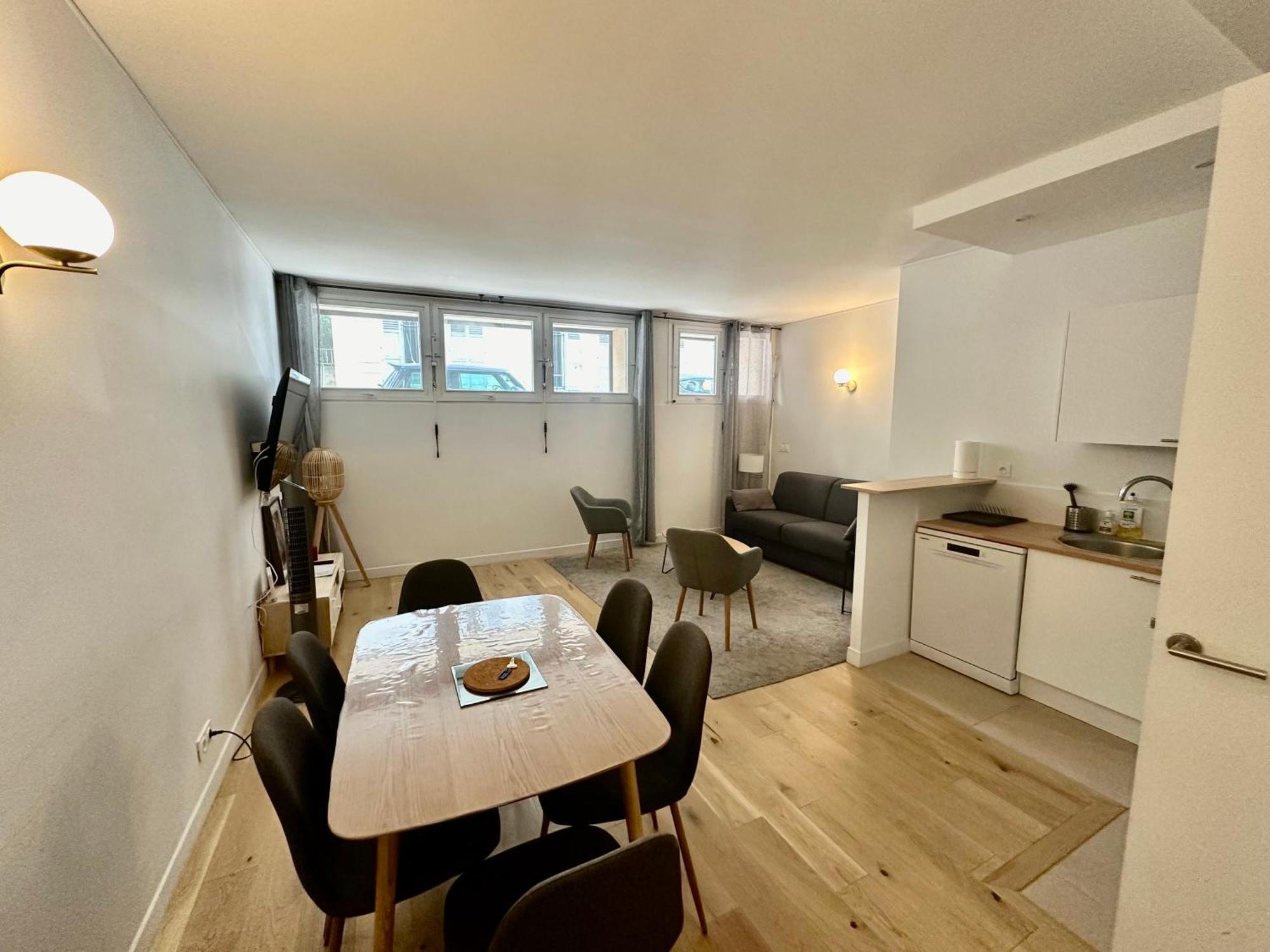 Surcouf Appartements Paryż Zewnętrze zdjęcie
