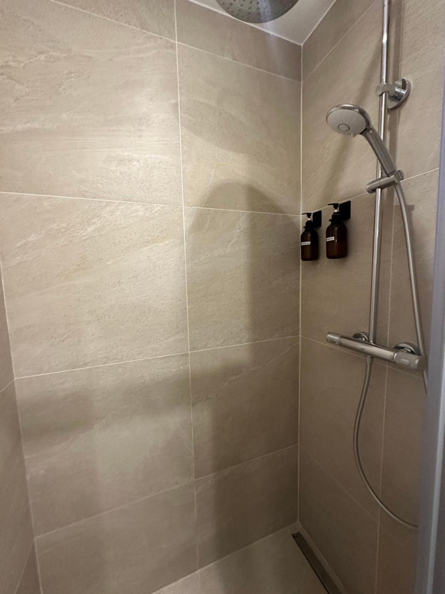 Surcouf Appartements Paryż Zewnętrze zdjęcie